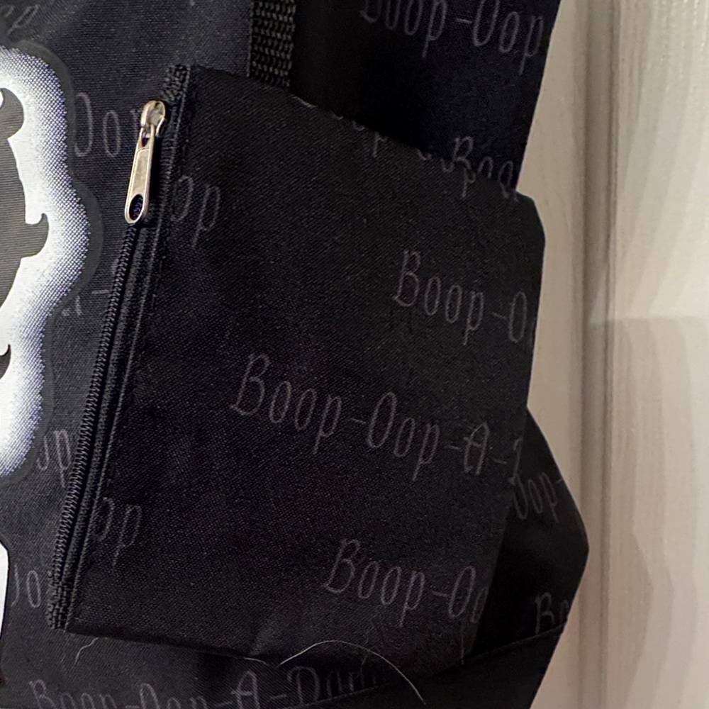 Betty Boop Black and White Tote - Picture 5 of 5